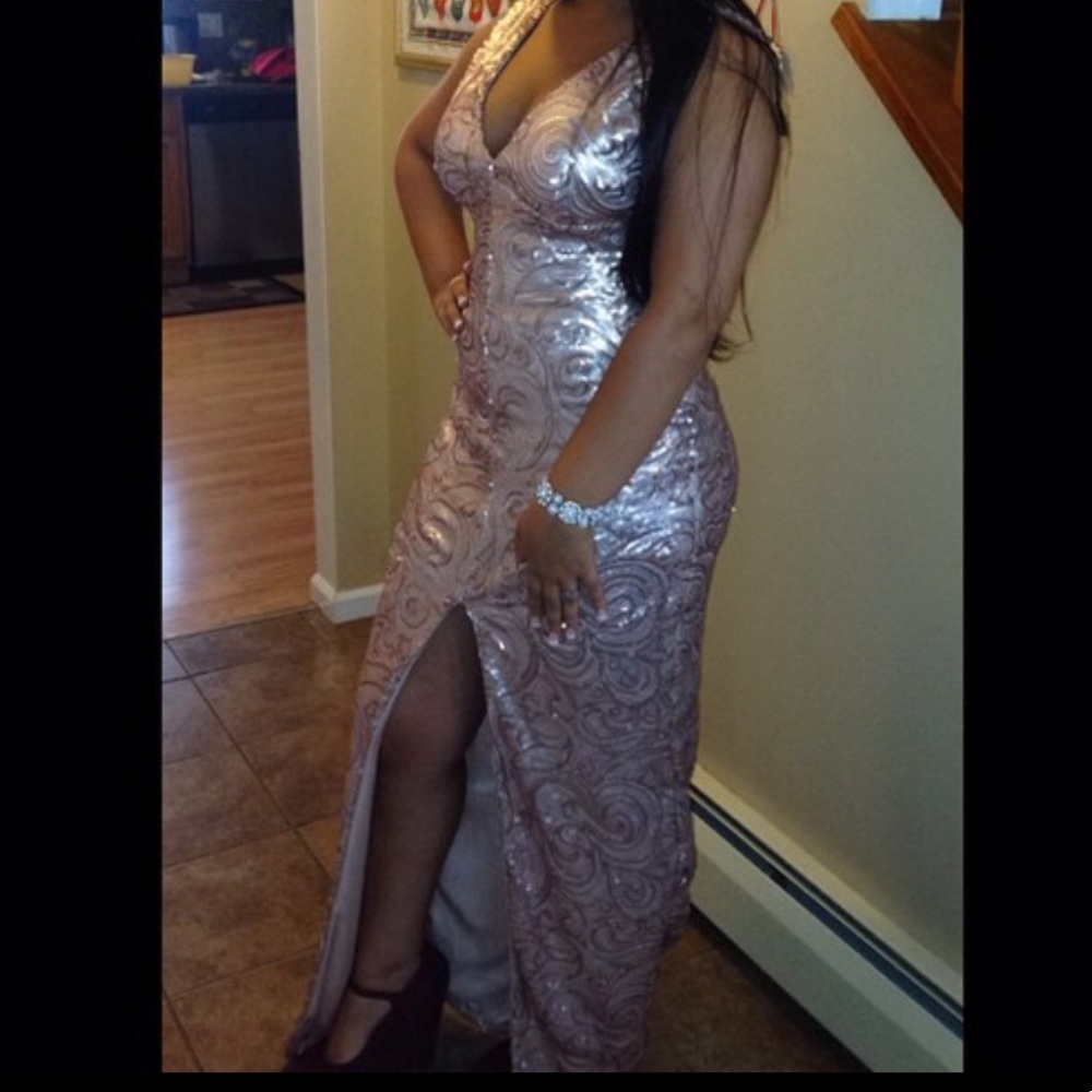 Gold sequins dress